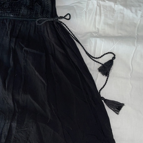 Black LA HEARTS Mini Dress Lace appliqué front with tassels on sides - Picture 4 of 4